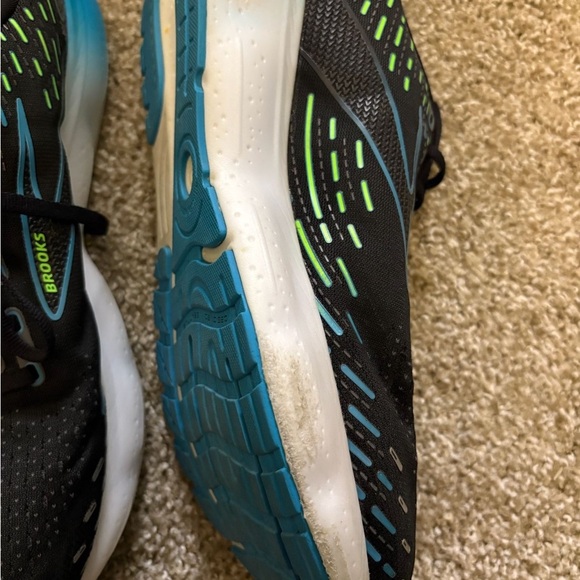 Brooks Black and Blue Men's Running Shoe - Picture 5 of 6